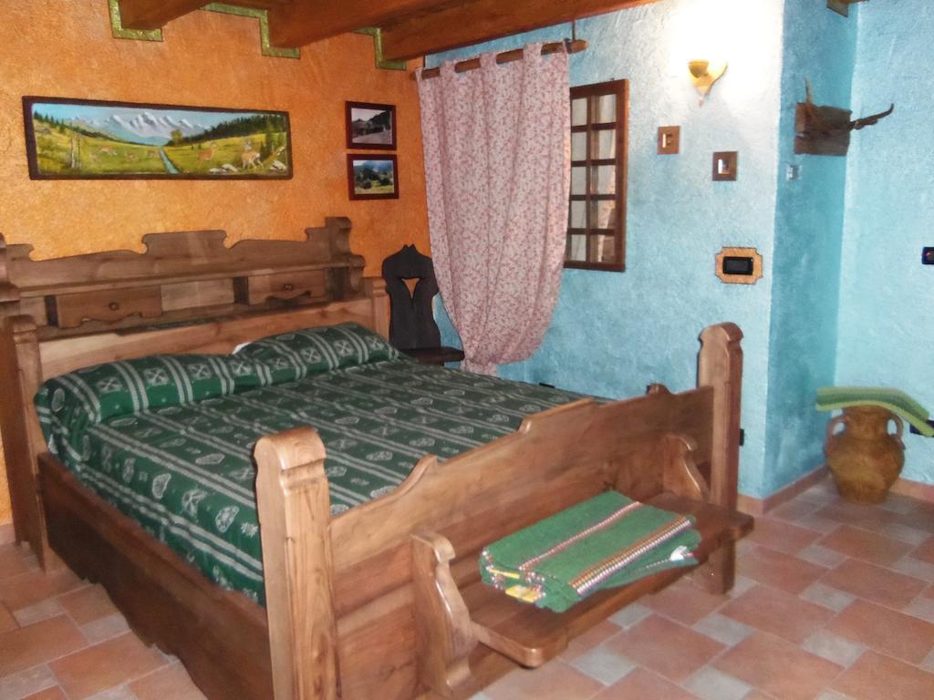 Affittacamere Saint Salod Charvensod Room photo